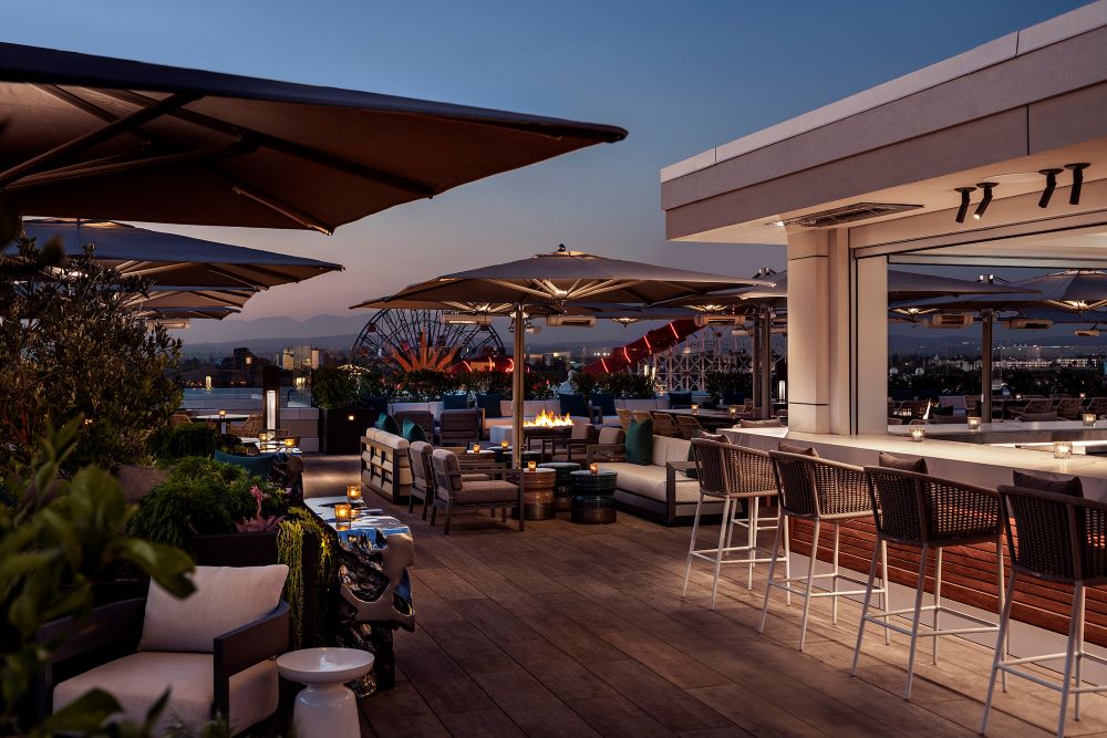 RISE Rooftop Lounge at Westin Anaheim Resort