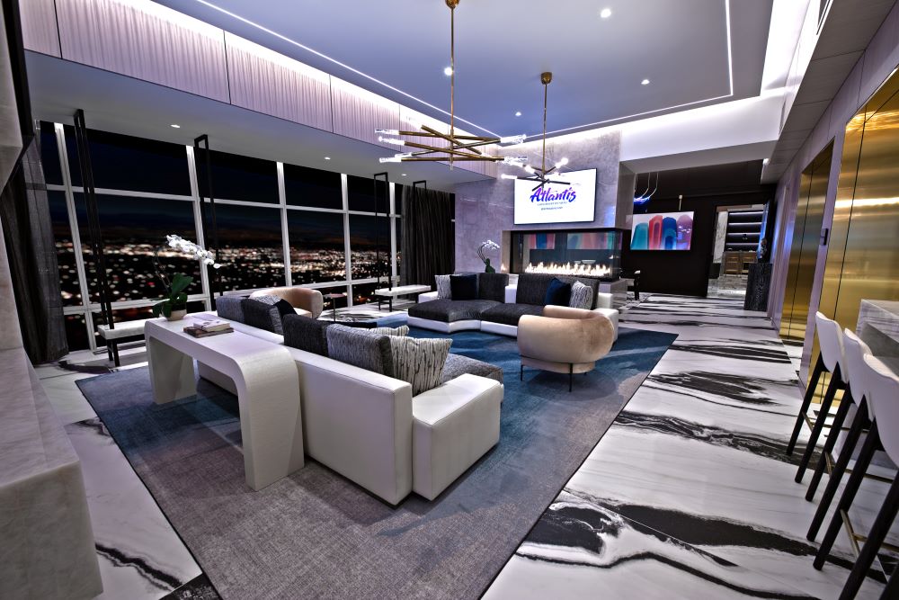 27th floor parlor at Atlantis Casino Resort Spa