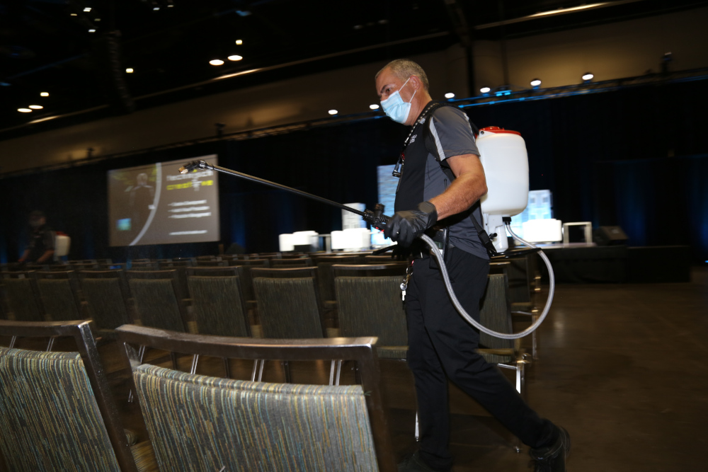Orlando’s Together Again Expo featured plenty of sanitation protocols and procedures. 