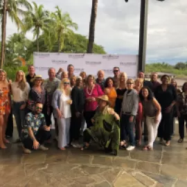 Terry Bradshaw with Meetings Today LIVE! attendees in Hawaiʻi